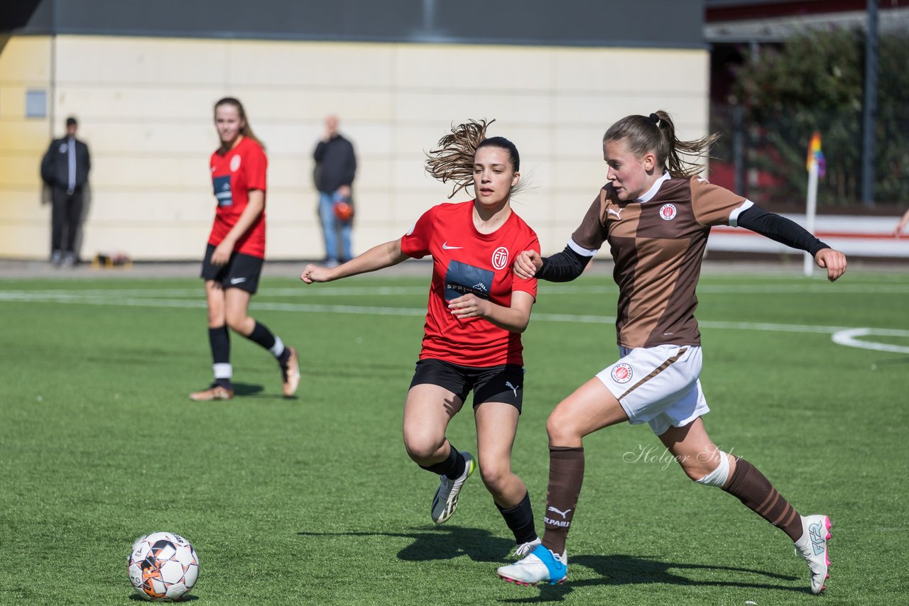 Bild 307 - wBJ FC St. Pauli - Eimsbuetteler TV : Ergebnis: 3:4